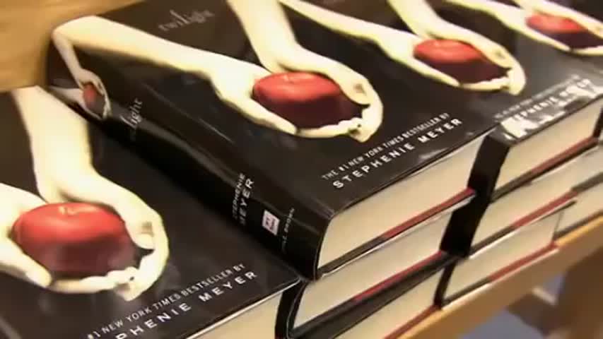 How Books Are Made - How Do They Do IT? (Printing Twilight Books)