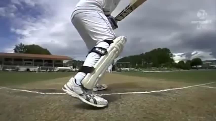 Angelo Mathews worst leave between the legs