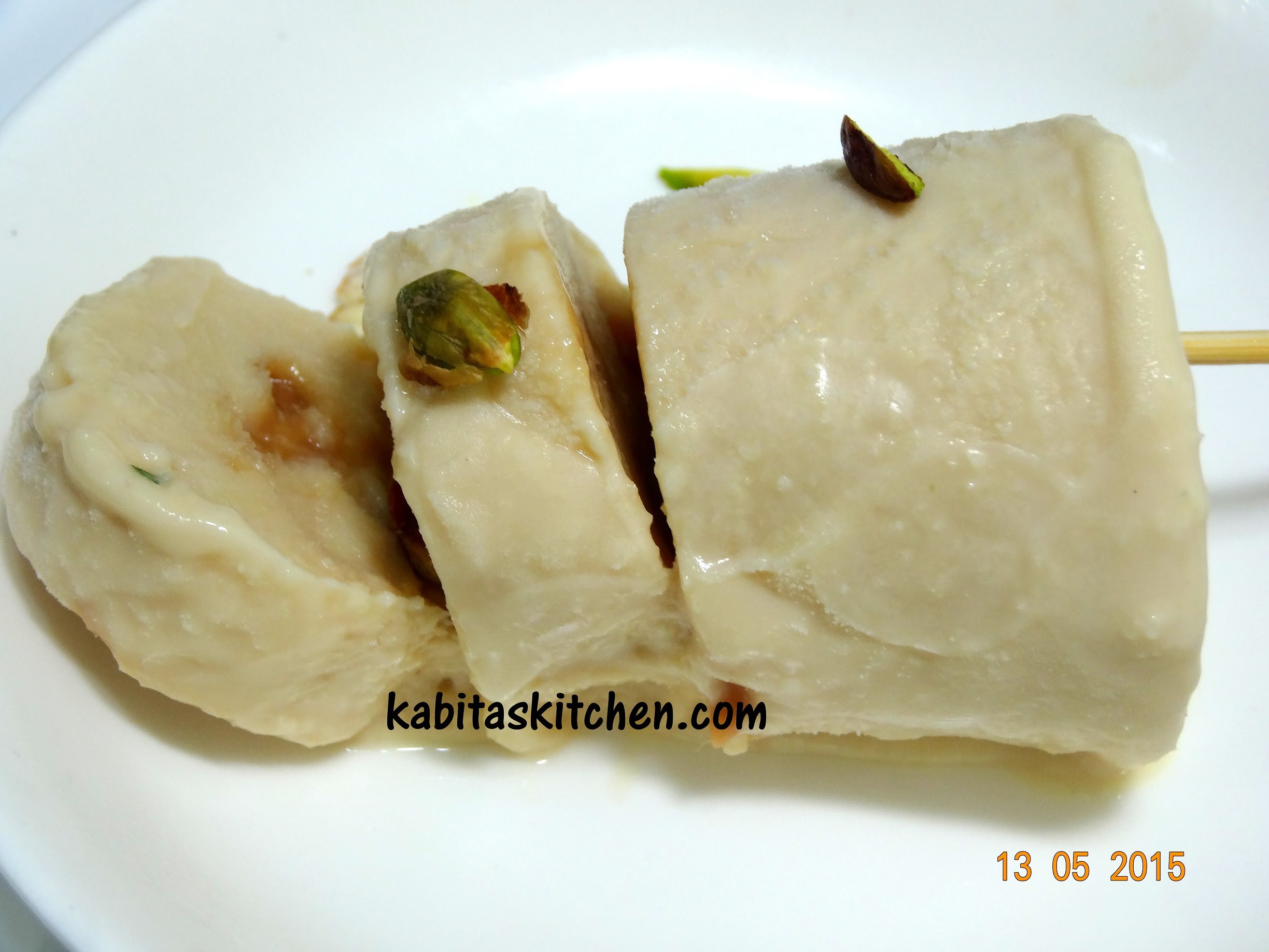 Caramel Kulfi Recipe-How to make Caramel Malai Kulfi-Caramel Crunch Kulfi-Kulfi  Recipe For Kids