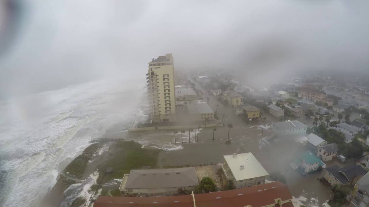 Dramatic Time Lapse Shows Hurricane Matthew Slam Jacksonville Beach