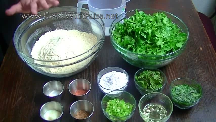 SPINACH PAKORA - پالک پکوڑا   *COOK WITH FAIZA*