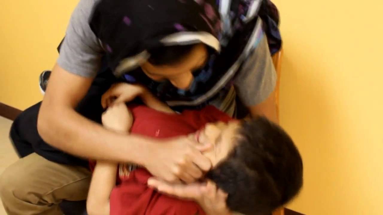 ZaidAliT - (When they see a little kid White aunties vs Brown aunties)