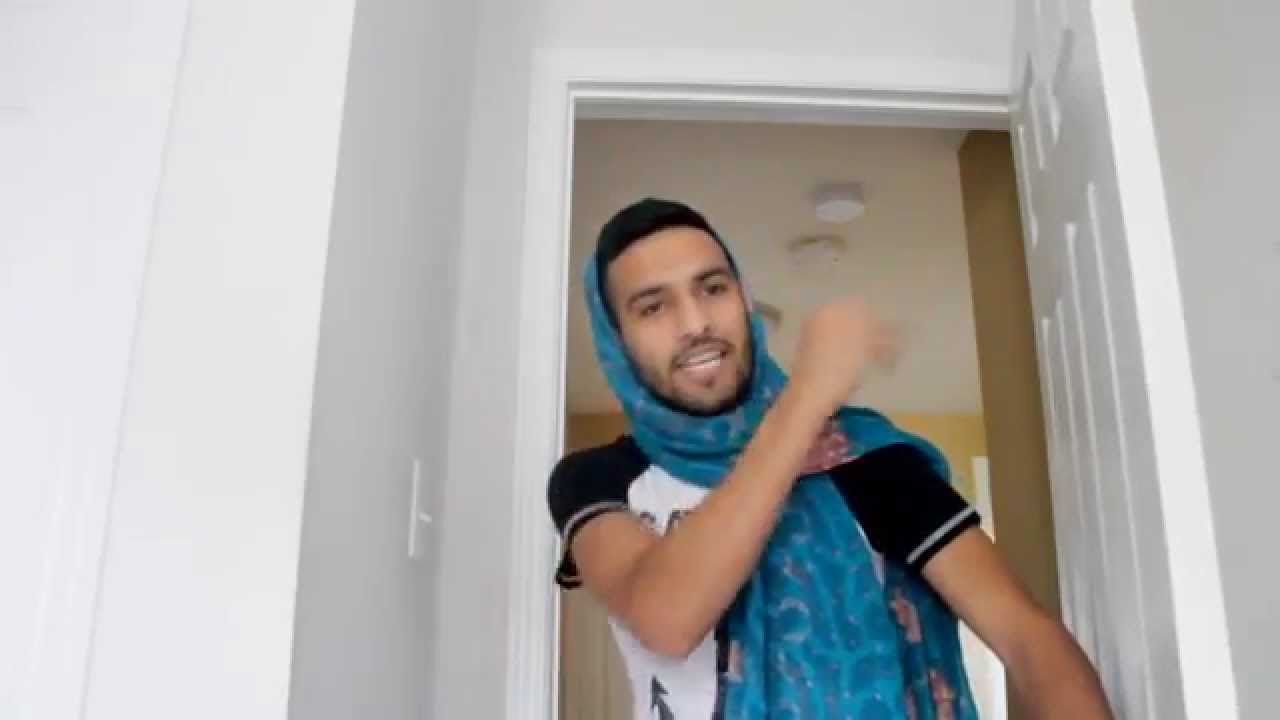 ZaidAliT - Brown moms always walks in at the wrong time..