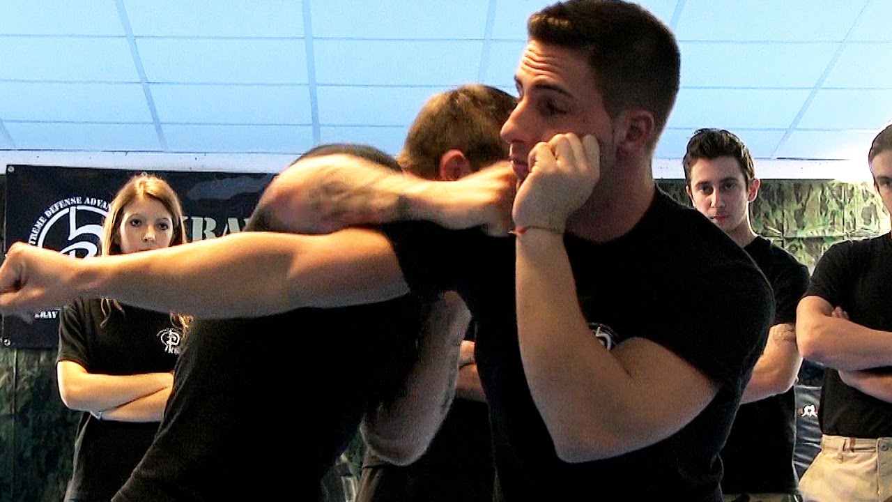 KRAV MAGA TRAINING • How to win faster a street fight