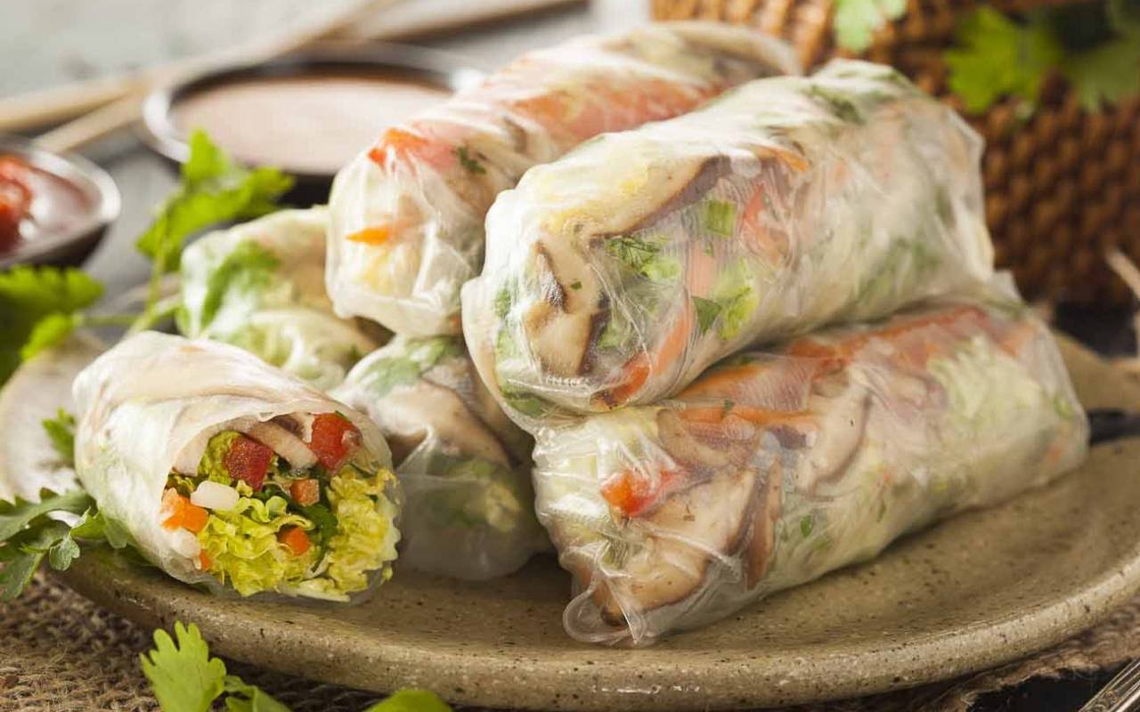 Vegetable Paratha Roll - Vegans recipes - by Food In 5 Minutes