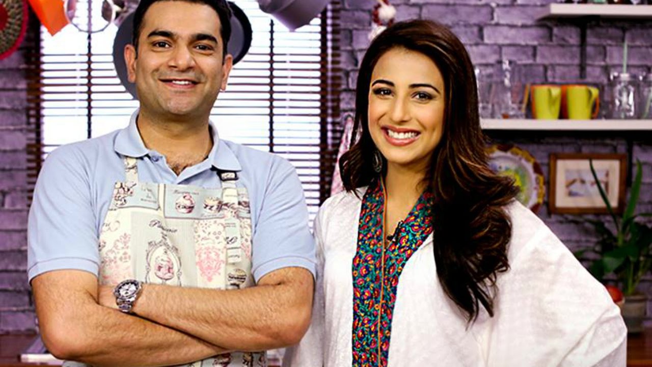 Star Iftar With Sarmad Khoosat Episode 14 | Ushna Shah 