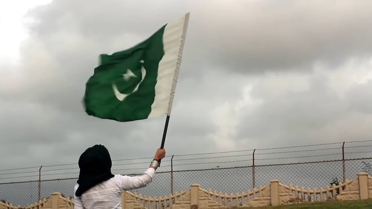 hum laye hain toofan se by Aqsa Abdul Haq