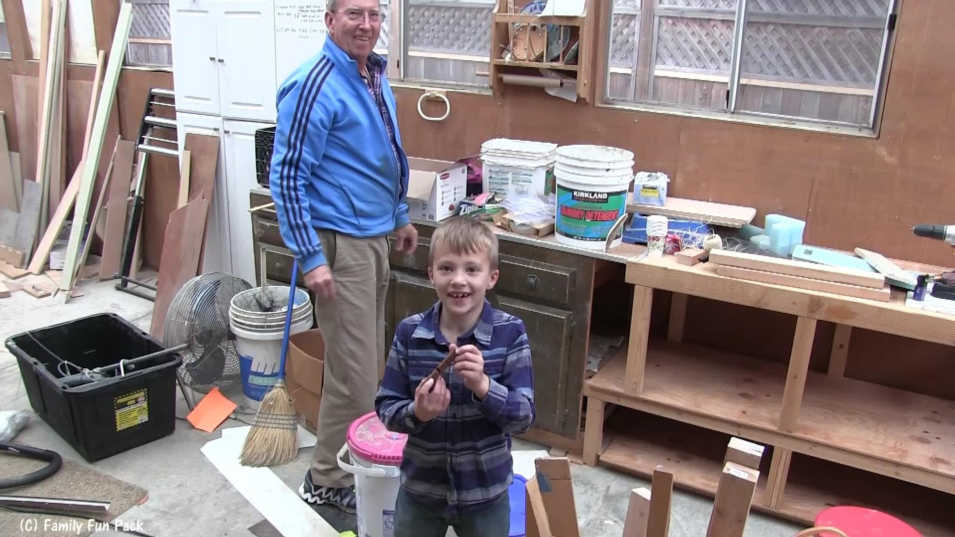 Childhood House Tour & Siblings Surprise || Mommy Monday