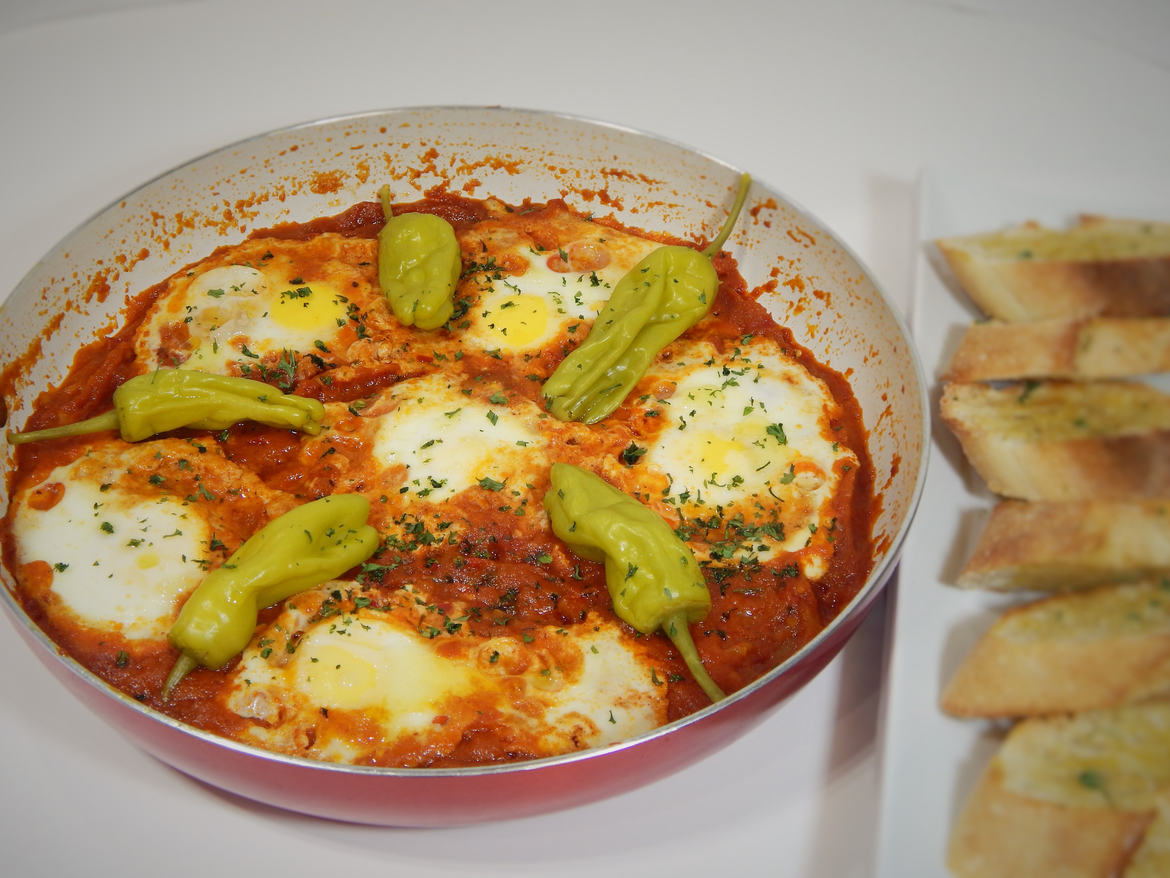 Shakshuka - Middle Eastern Egg Curry