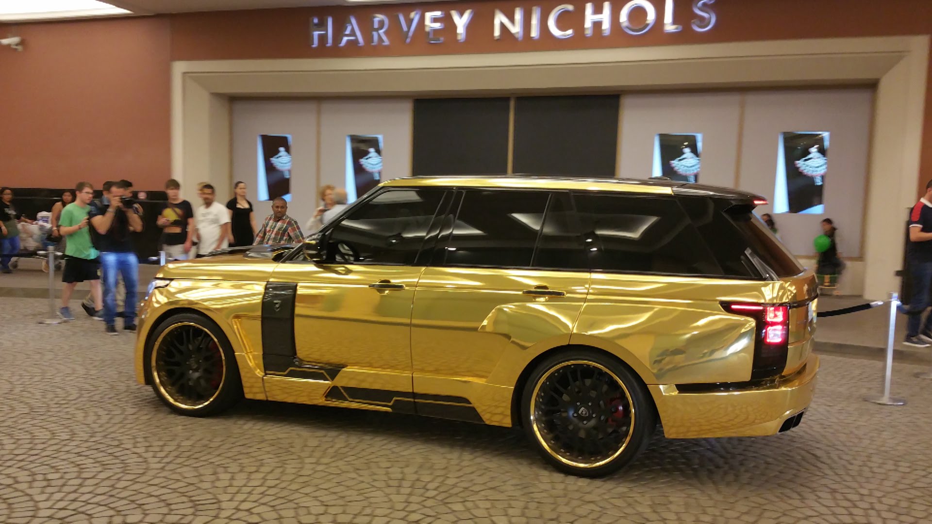 Carspotting in Dubai: WTF & Lols Edition