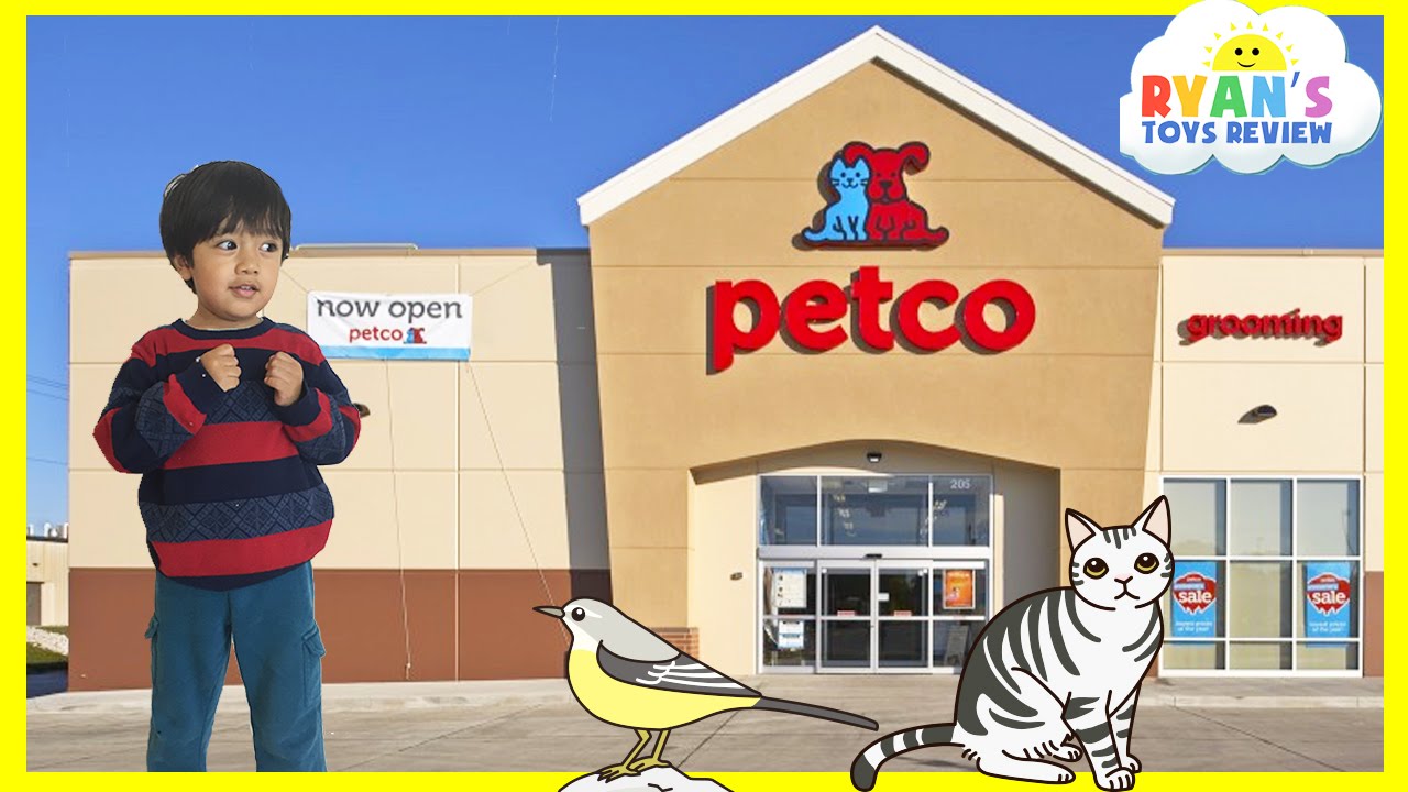 Family Fun Trip to PetCo Animals for Kids Children and Toddlers Ryan ToysReview