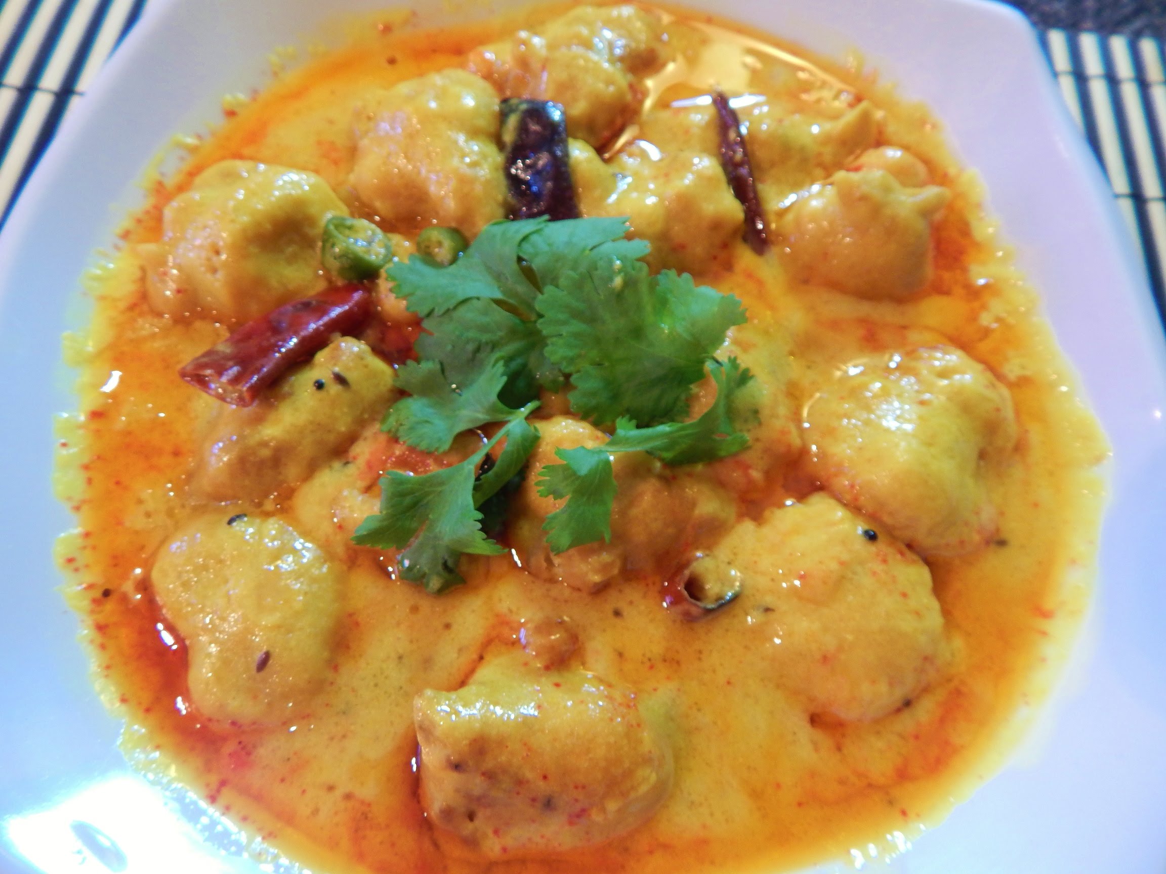 Kadhi Pakora/ Buttermilk Kadhi