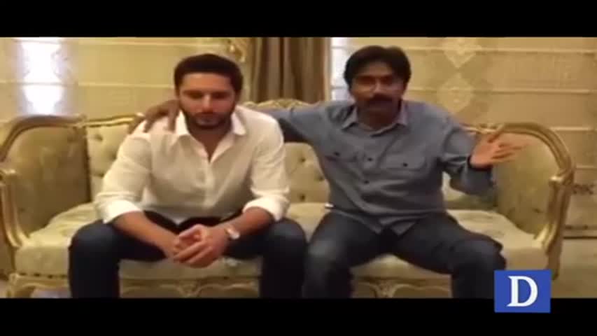 Afridi, Miandad meet to resolve issues