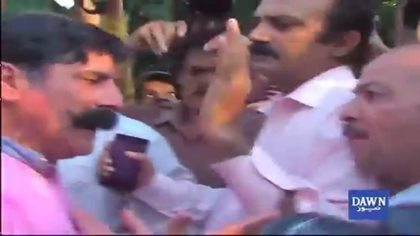 Gullu Butt's brother makes entry at Zaeem Qadri's press conference